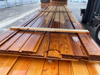 Ca. 19x Thermo Vuren Channelsiding, 20x140mm, lengte 450cm